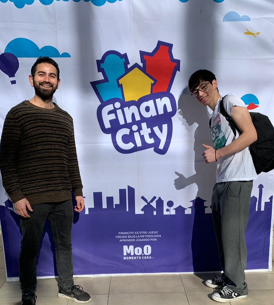 Destacada participación de estudiante en Torneo Regional Financity