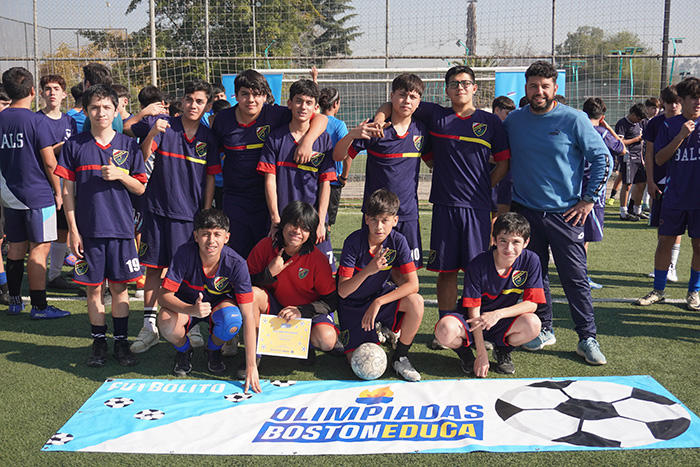 Nuestro colegio presente en el Futbolito Intermedia Varones de las Olimpiadas BostonEduca 2025