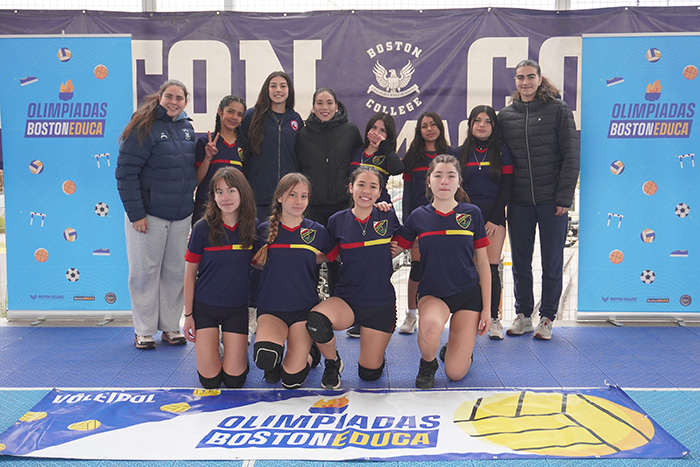Gran jornada con seleccionadas nacionales de vóleibol femenino en las Olimpiadas BostonEduca 2025