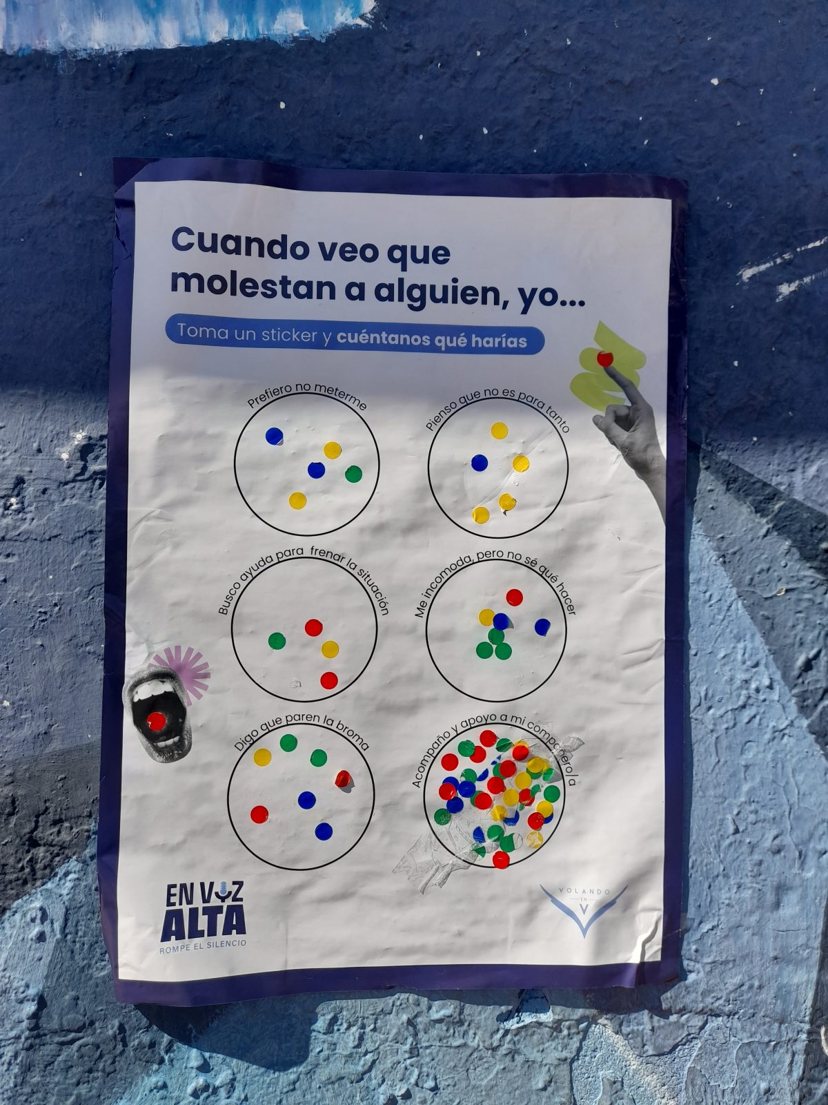 Campaña Volando en V: En Voz Alta