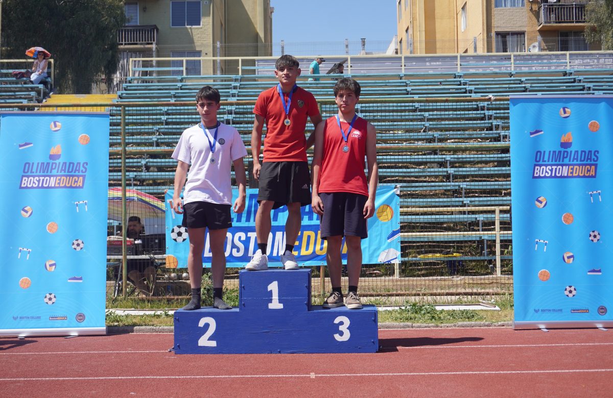 Con gran entusiasmo participamos en el torneo de Atletismo 7° Básico a IV Medio de las Olimpiadas BostonEduca 2025