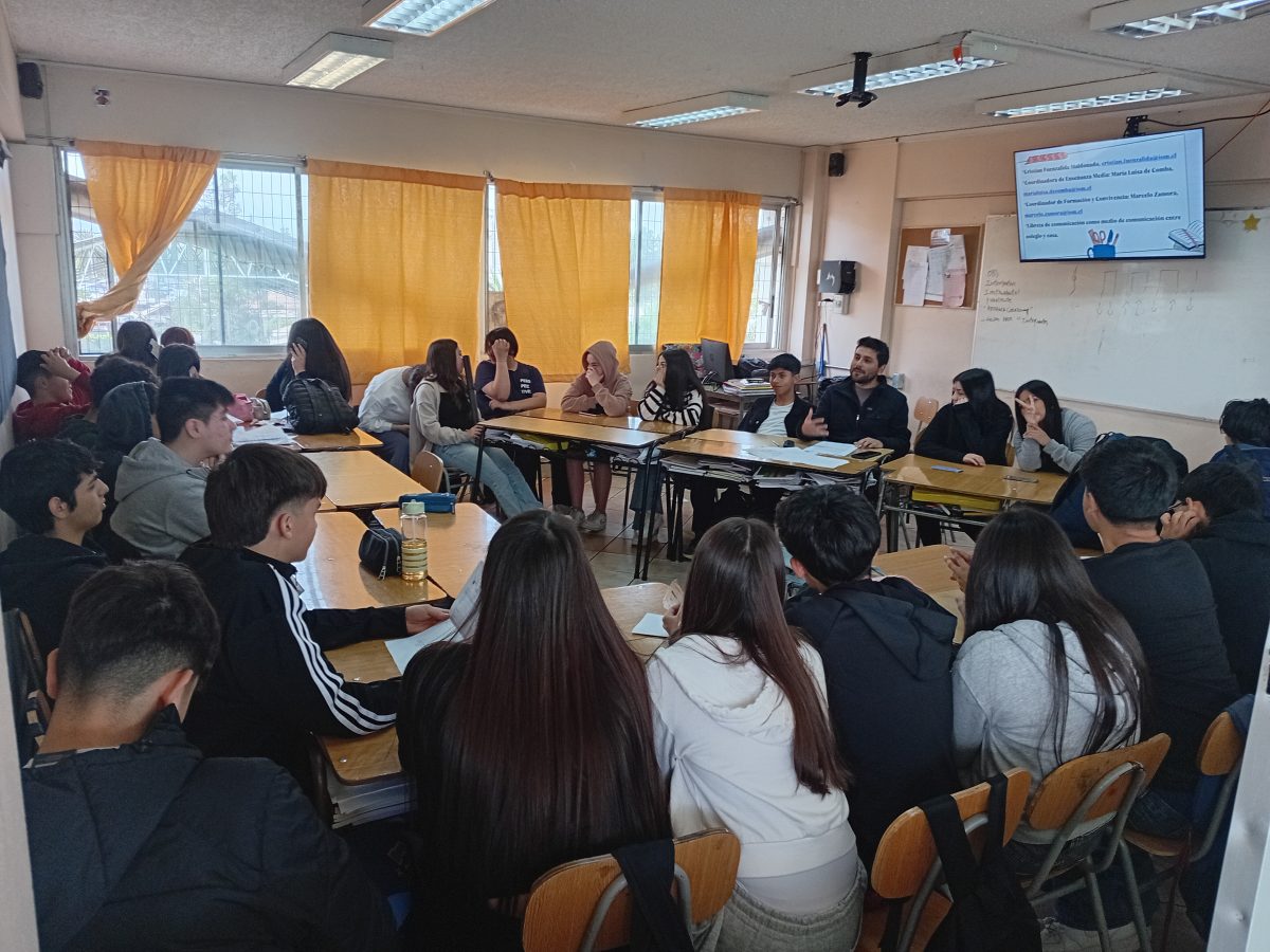 Preparación de estudiantes de II medio B para rendir evaluación de la Agencia de la Calidad.