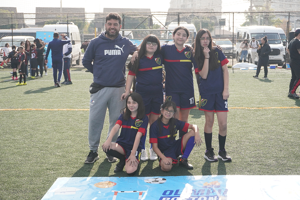 Nuestras estudiantes participaron en el cierre del Futbolito Mini Damas de las Olimpiadas BostonEduca