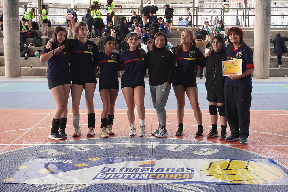 Nuestras estudiantes compitieron en el torneo de Vóleibol Intermedia Damas de las Olimpiadas BostonEduca