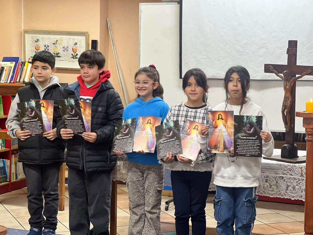ACTIVIDAD DE CATEQUESIS:  ENTREGA DEL PADRENUESTRO Y DEL CREDO
